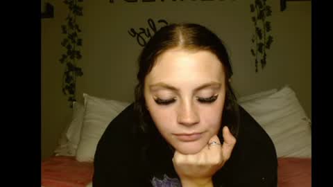 Snapshot of daisyparkerxo chatting on 06/14/26, 02:35 daisyparkerxo online show from 06/14/26, 02:35