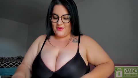 Snapshot of daisywalker chatting on 10/26/25, 09:04 Margaret online show from 10/26/25, 09:04