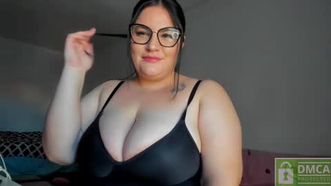 Snapshot of daisywalker chatting on 10/27/25, 06:06 Margaret online show from 10/27/25, 06:06