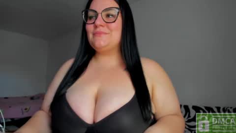 Snapshot of daisywalker chatting on 11/10/25, 08:24 Margaret online show from 11/10/25, 08:24