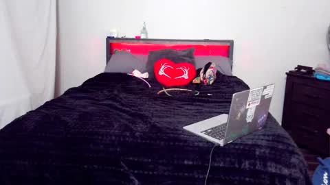 Daisy Wylde online show from 10/16/25, 12:06