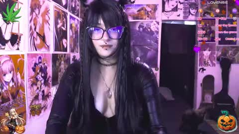 Snapshot of dakapsy420_ chatting on 10/23/25, 04:06 Dakapsy online show from 10/23/25, 04:06