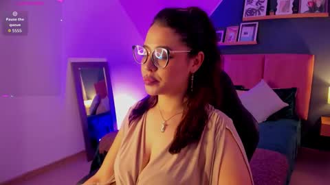 Snapshot of dakhota_rouge chatting on 03/05/26, 01:18 Dakhota online show from 03/05/26, 01:18