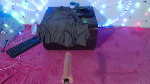 Snapshot of dakkotta_curvy chatting on 01/12/25, 07:21 VALENTINA  online show from 01/12/25, 07:21