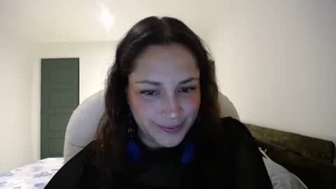 IG  dakotasofiaa online show from 05/03/26, 02:06