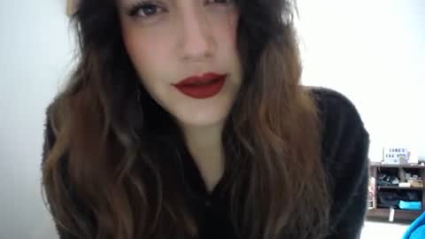IG  dakotasofiaa online show from 06/28/26, 06:47