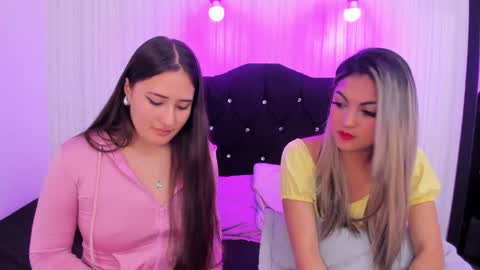 Snapshot of dakota_alice chatting on 12/12/24, 03:54 Dakota and Valerie online show from 12/12/24, 03:54