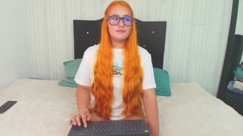 Snapshot of dakota_alice chatting on 02/07/25, 02:50 Dakota and Valerie online show from 02/07/25, 02:50