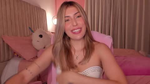 Snapshot of dakota_clark chatting on 01/16/26, 12:14 Helloo HAPPY NEW YEAR Ill be back soon online show from 01/16/26, 12:14