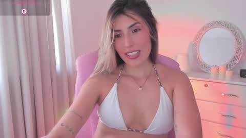Helloo HAPPY NEW YEAR  Ill be back soon   online show from 06/26/26, 10:14