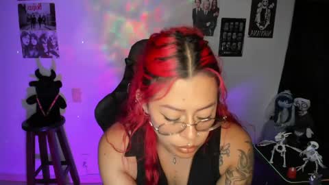 Dakota Crab online show from 04/21/26, 01:42