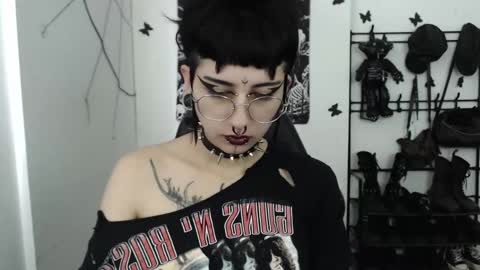 dakota online show from 10/19/25, 01:12