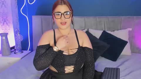 Snapshot of dakota_lane chatting on 11/27/25, 12:29 Dakota online show from 11/27/25, 12:29