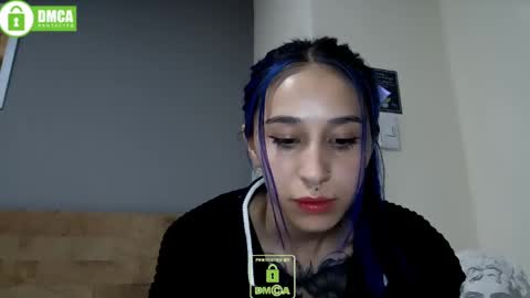 Snapshot of dakota_senju chatting on 01/01/25, 12:11 Maca online show from 01/01/25, 12:11