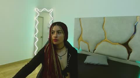 Snapshot of dakota_tay1 chatting on 09/09/25, 12:05 Dakota online show from 09/09/25, 12:05