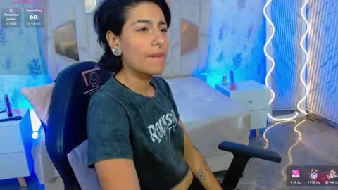 Snapshot of dakota_tay1 chatting on 09/24/25, 11:46 Dakota online show from 09/24/25, 11:46