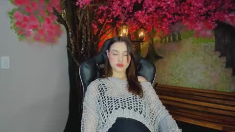 Snapshot of dakotarussell_ chatting on 11/29/25, 11:24 Dakota online show from 11/29/25, 11:24