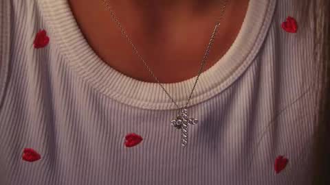 Snapshot of dakotasi chatting on 11/25/25, 12:16 Dasha online show from 11/25/25, 12:16