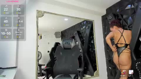 Snapshot of dalaymoore_ chatting on 06/27/26, 09:09 Dalay online show from 06/27/26, 09:09