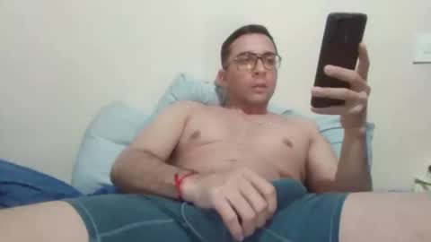 Snapshot of dale_guaya chatting on 02/17/26, 07:53 dale_guaya online show from 02/17/26, 07:53