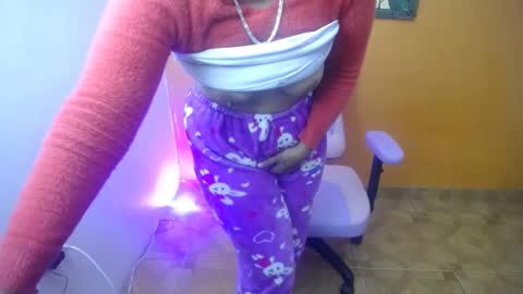 Snapshot of daleska_delicious1 chatting on 02/12/25, 12:55 daleska_delicious1 online show from 02/12/25, 12:55