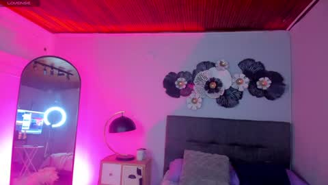 Dalia online show from 01/26/25, 01:20