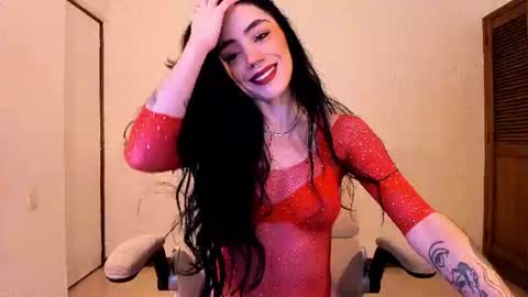 Snapshot of dalia_negra chatting on 07/21/26, 11:18 Almendra online show from 07/21/26, 11:18