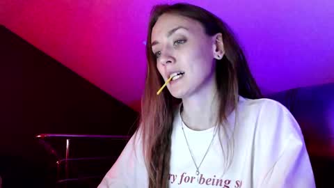 Dalia  online show from 01/28/25, 02:21