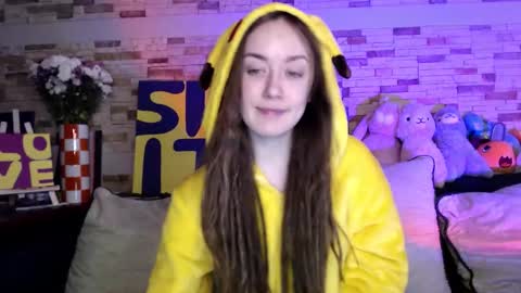 Dalia  online show from 10/20/25, 09:43