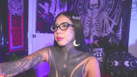 dalia_vorhees online show from 04/01/26, 01:28