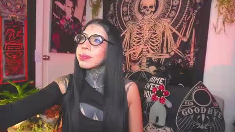 dalia_vorhees online show from 06/18/26, 02:12