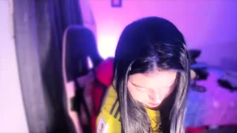 Dalia April online show from 06/17/26, 11:27