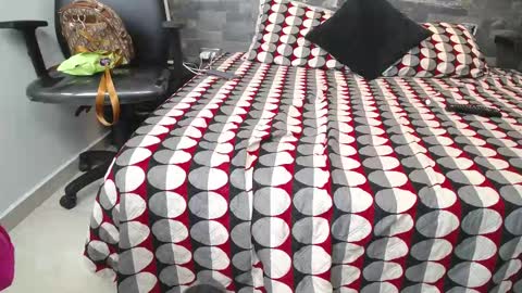 Snapshot of daliadubey chatting on 10/13/25, 10:04 dalia dubey online show from 10/13/25, 10:04