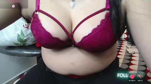 Snapshot of daliadubey chatting on 10/20/25, 10:05 dalia dubey online show from 10/20/25, 10:05