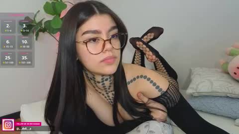 Snapshot of daliapunkt chatting on 11/24/25, 09:03 Dalia online show from 11/24/25, 09:03