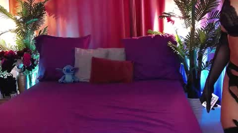 Snapshot of dalidaselena chatting on 03/06/26, 09:17 DalidaSelena online show from 03/06/26, 09:17