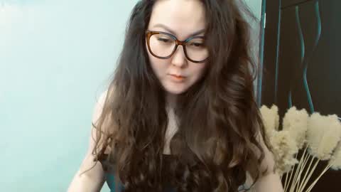 Snapshot of dalidayes chatting on 12/15/24, 06:18 Dali online show from 12/15/24, 06:18