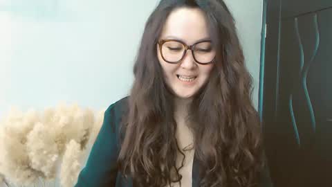 Snapshot of dalidayes chatting on 12/26/24, 06:30 Dali online show from 12/26/24, 06:30