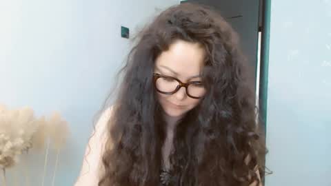 Snapshot of dalidayes chatting on 06/30/26, 06:14 Dali online show from 06/30/26, 06:14