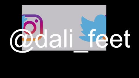 Snapshot of dalila_oficials chatting on 04/20/26, 11:13 online show from 04/20/26, 11:13