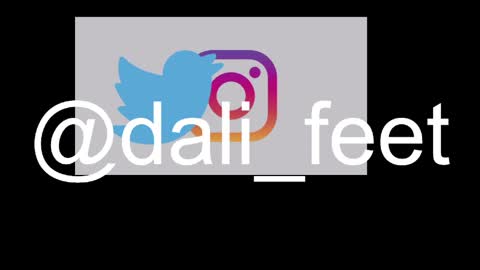 Snapshot of dalila_oficials chatting on 04/25/26, 11:13 online show from 04/25/26, 11:13