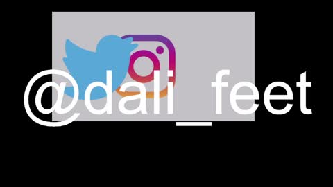 Snapshot of dalila_oficials chatting on 05/23/26, 11:03 online show from 05/23/26, 11:03