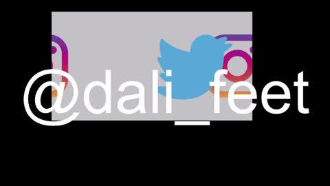Snapshot of dalila_oficials chatting on 06/09/26, 11:11 online show from 06/09/26, 11:11
