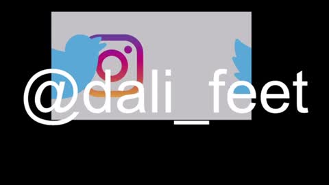 Snapshot of dalila_oficials chatting on 06/17/26, 10:06 online show from 06/17/26, 10:06