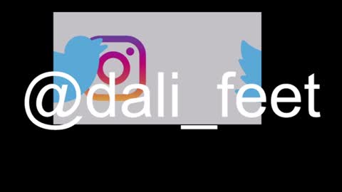 Snapshot of dalila_oficials chatting on 06/19/26, 11:14 online show from 06/19/26, 11:14
