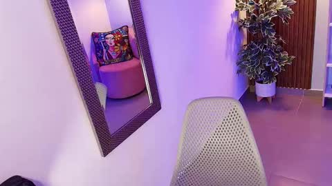 Dalila  online show from 10/16/25, 06:09