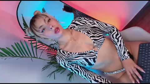 Snapshot of dalilathoms chatting on 01/09/26, 09:05 dalilathoms online show from 01/09/26, 09:05