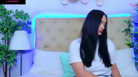 daliyaa_ online show from 06/22/26, 12:13