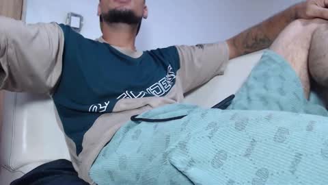 Snapshot of dallas_711 chatting on 11/01/25, 03:25 inst stteban garcia online show from 11/01/25, 03:25