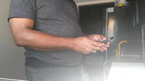 Snapshot of dallas_goodbar_nyc chatting on 02/26/25, 07:16 Dallas Goodbar online show from 02/26/25, 07:16